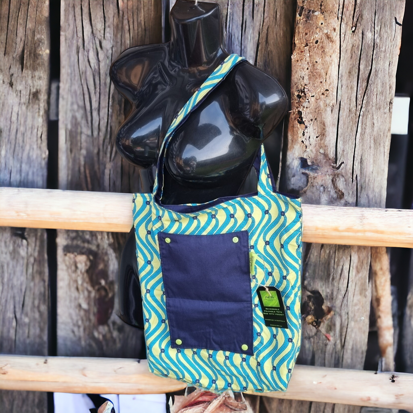 Reversible Fold-Up Tote Bag with pocket