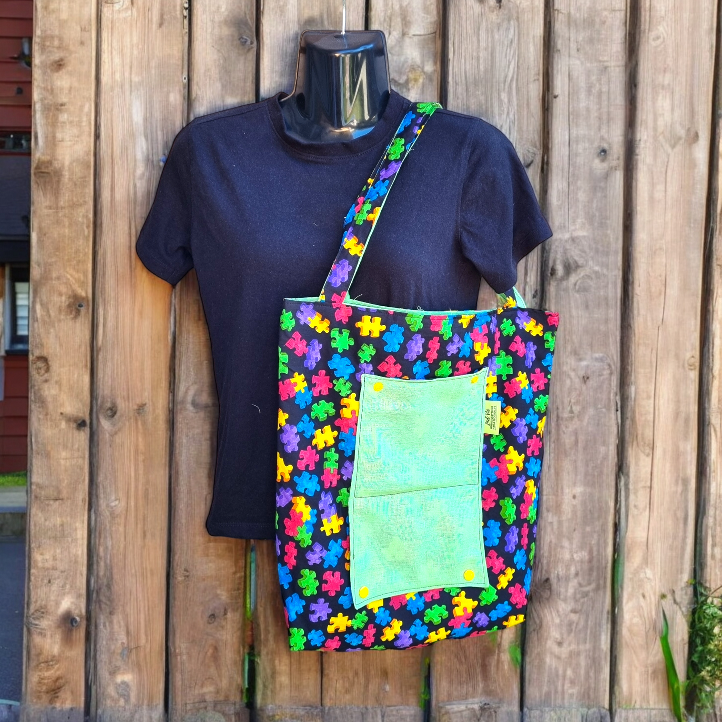 Reversible Fold-Up Tote Bag with pocket