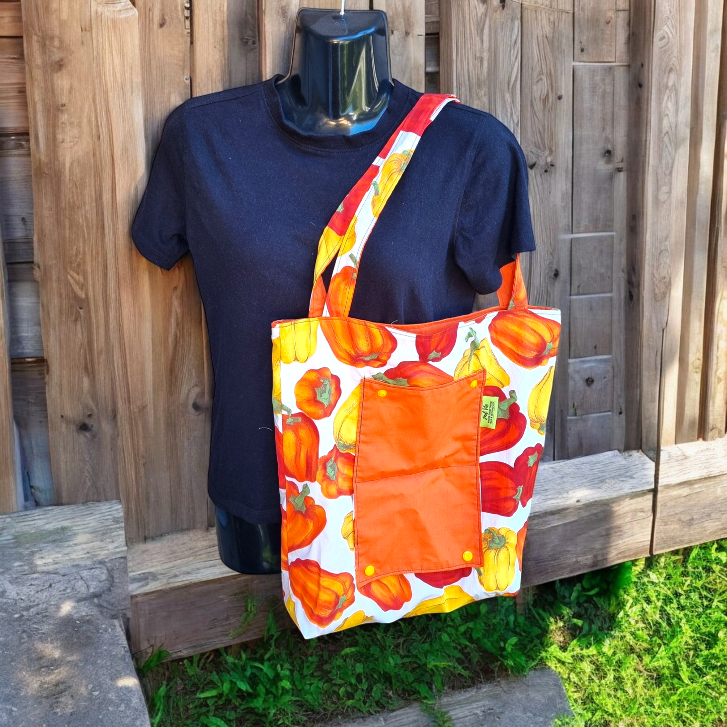 Reversible Fold-Up Tote Bag with pocket capsicum Design