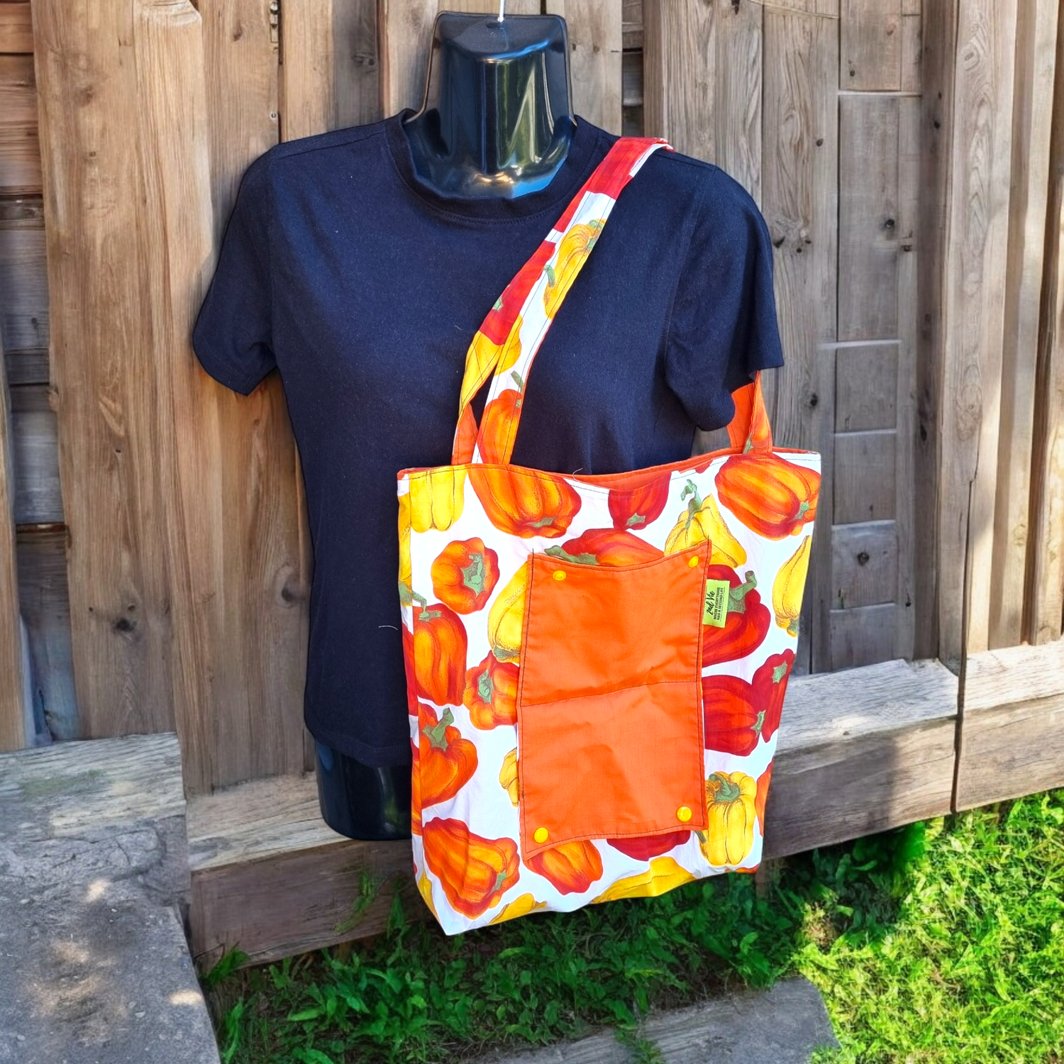 Reversible Fold-Up Tote Bag with pocket capsicum Design