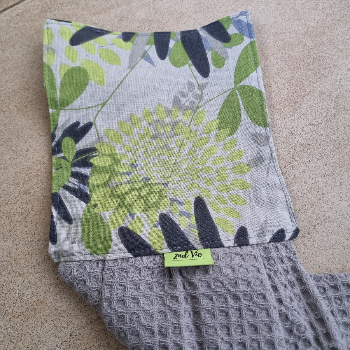Hanging Tea Towel - Green & Grey Floral