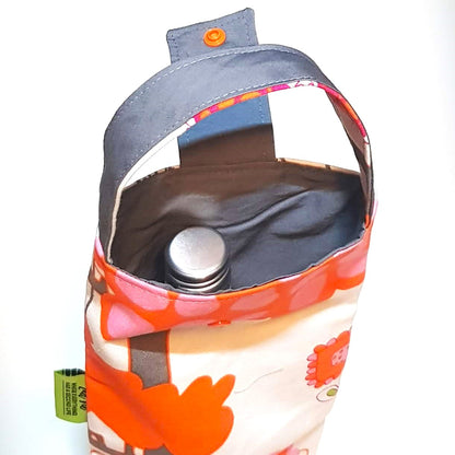 Bottle bag with wine bottle inside showing perfect fit and secure closure