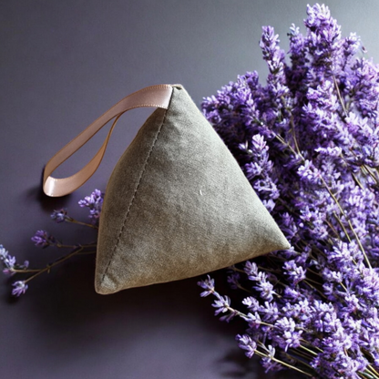 Lavender Dried Flower Sachets Bag - Pyramid