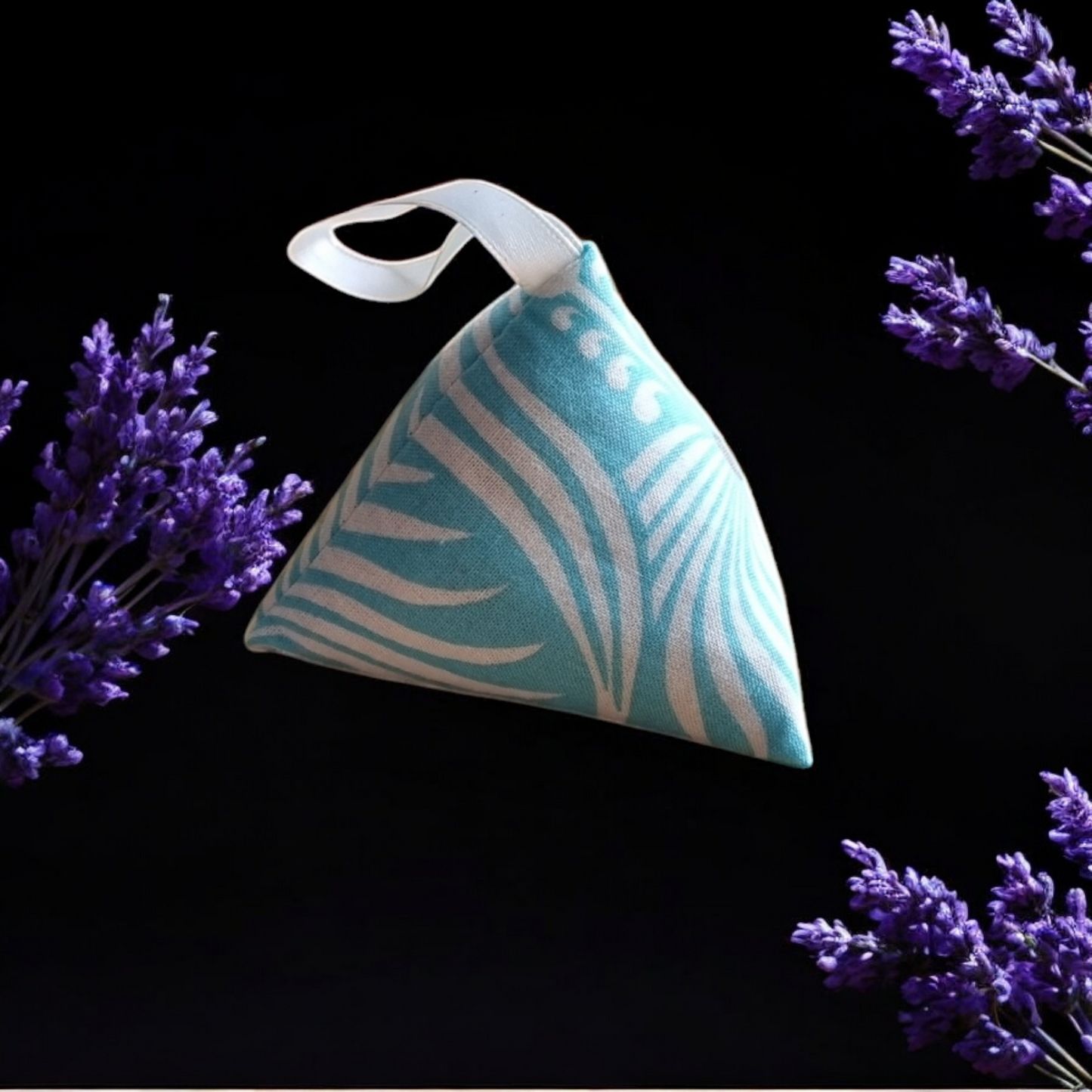 Lavender Dried Flower Sachets Bag - Pyramid