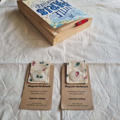 Magnetic Bookmark  Handmade from Fabric Offcuts - Unique Designs - Rosebuds