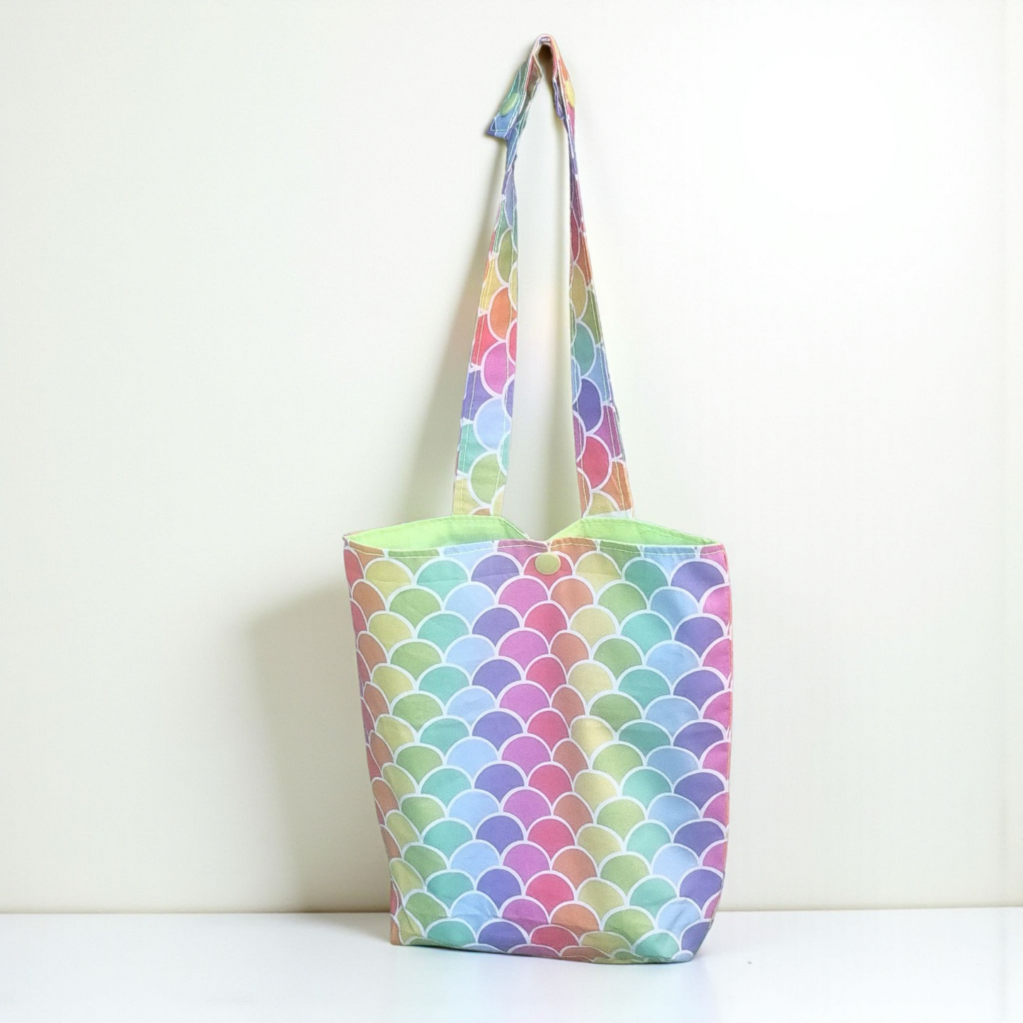 Tidy Bag Versatile Car Home Caravan  - Adjustable Handle & Snap Clip